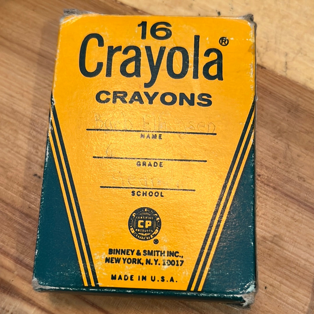 Vintage Crayola Crayons 16 Count